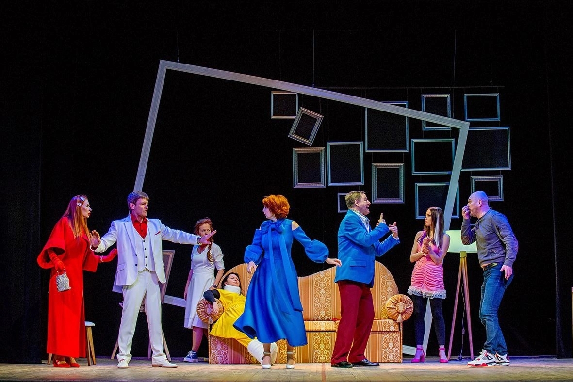 Спектакль «Авантюра» в Зимнем театре: комедия, которая перевернет ваш вечер