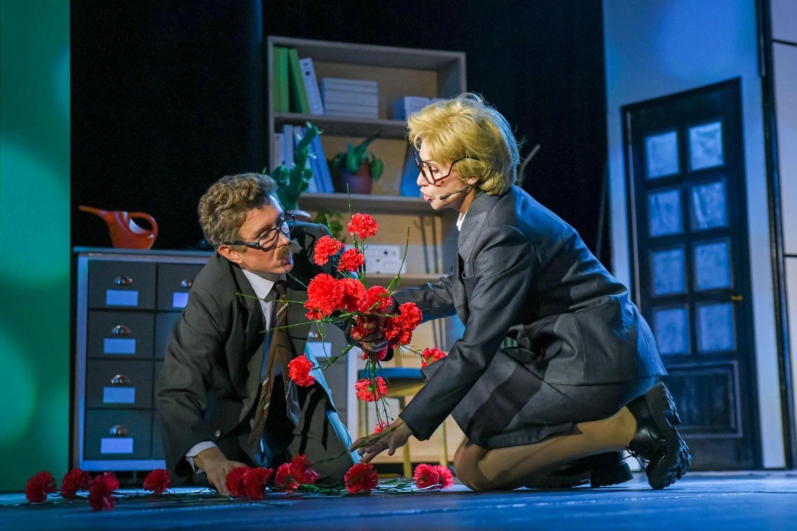 Event image Служебный роман