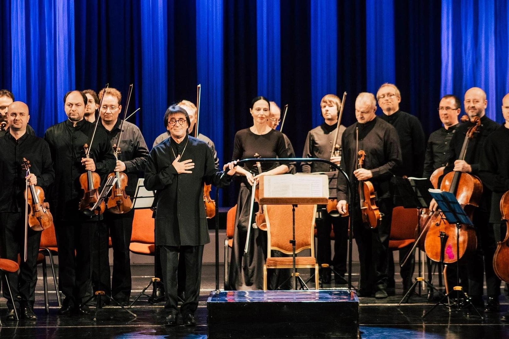 Event image Чехов. 5 пудов любви, 22 несчастья, 33 истерики, минус 3 сестры