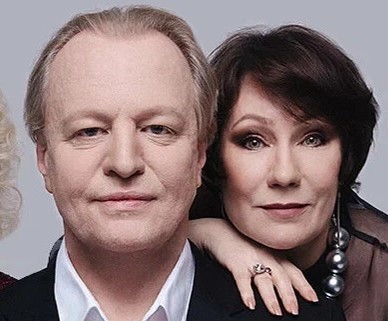 Любовь в квадрате Любовь в квадрате